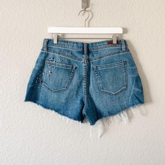 BLANKNYC Denim Pin-up High Rise Shorts 29 … - Picture 7 of 8